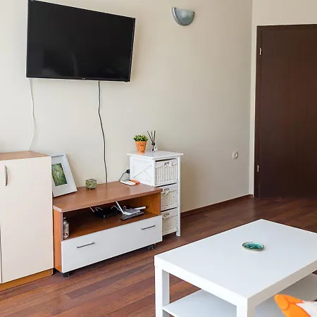 Апартамент Beachfront Bliss-1br Sea View Flat In Golden Sands By Flat Mаnаger