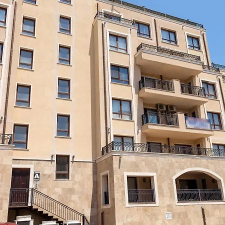 Apartment Beachfront Bliss-1br Sea View Flat In Golden Sands By Flat Mаnаger Varna