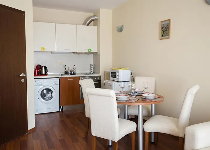 Beachfront Bliss-1br Sea View Flat In Golden Sands By Flat Mаnаger * Варна